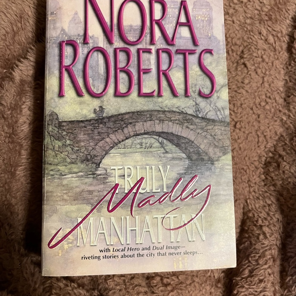 Book Nora Roberts: Truly Madly Manhattan